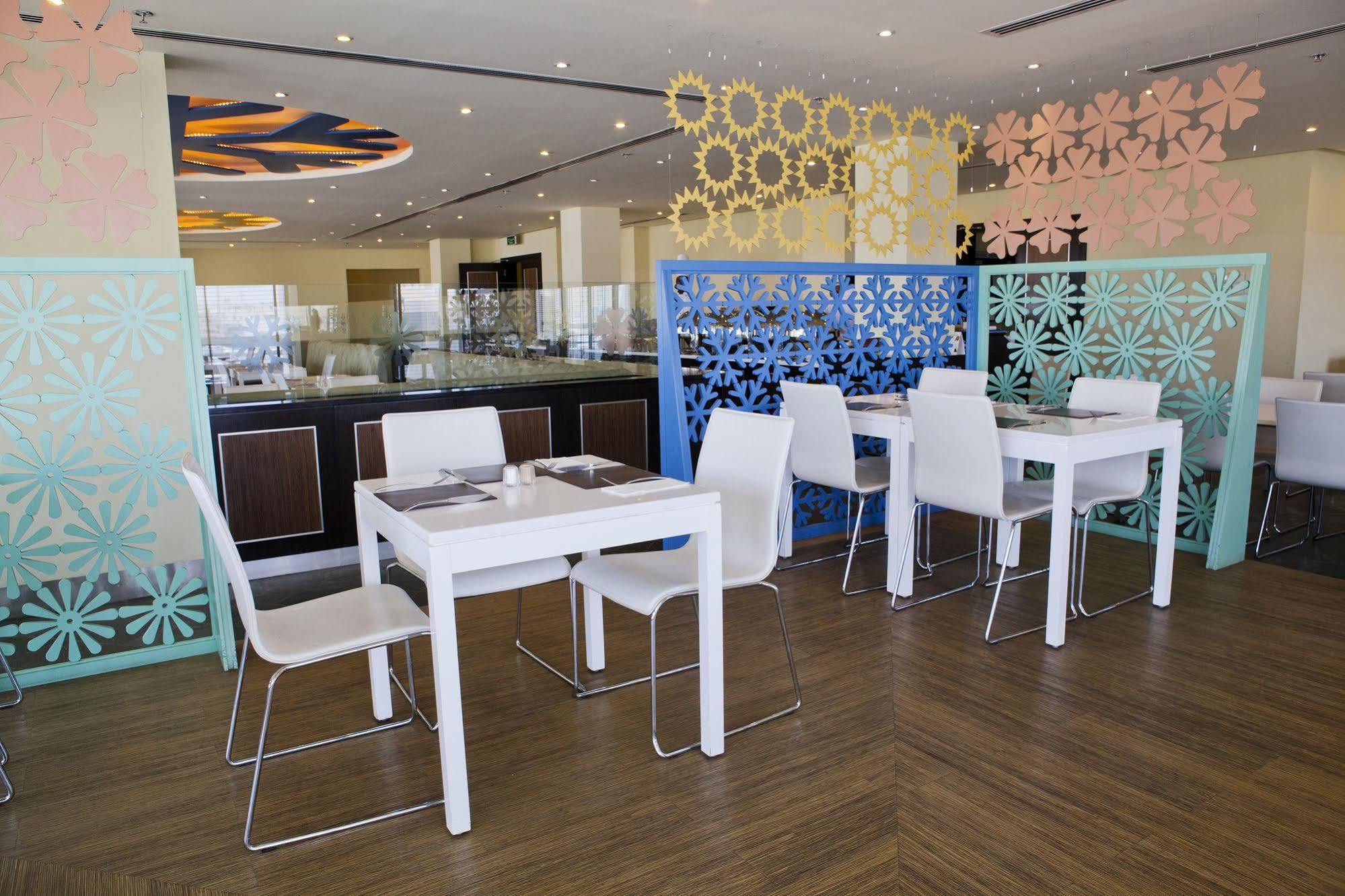 מנאמה Al Raya Suites Hotel מראה חיצוני תמונה